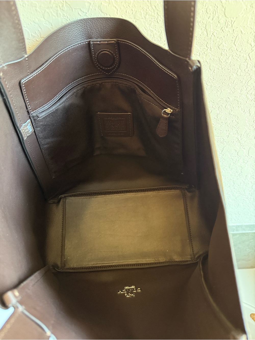 Coach Hadley Tote Bag (Large) in Espresso Suede CV998 - Picture 5 of 9